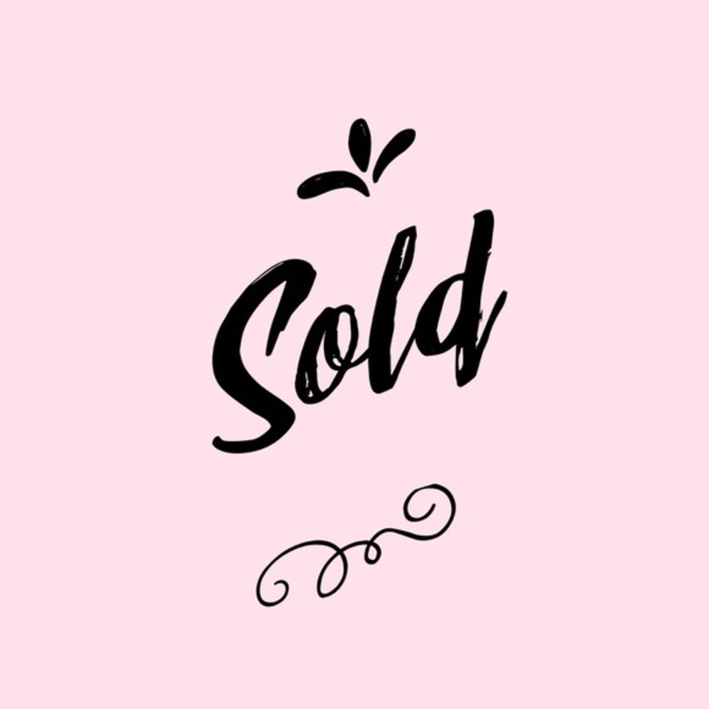 SOLD BEYOND HERE 🌷💕